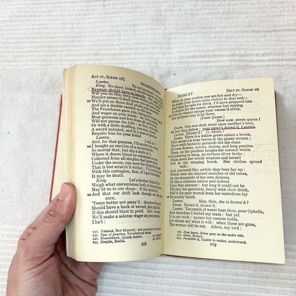 Hamlet Nelson’s School Shakespeare Antique Hardcover Playbook - Picture 13 of 16